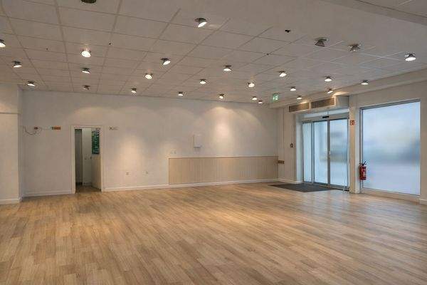 Mietfläche - KI überarbeitet