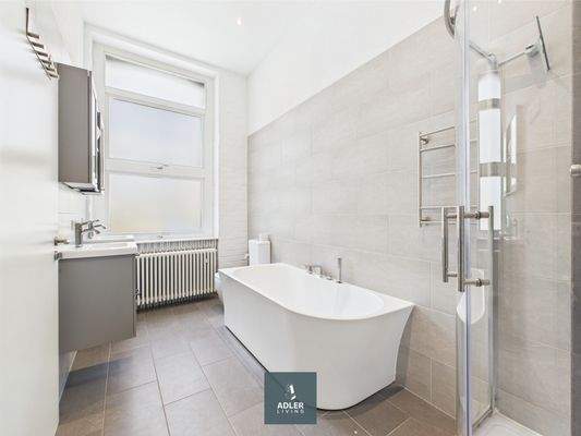 Badezimmer EG (EFH)