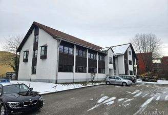 Außenansicht/Parkplatz