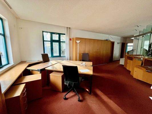 Büro.jpg