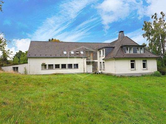 Um-/ und Altbau - Westansicht