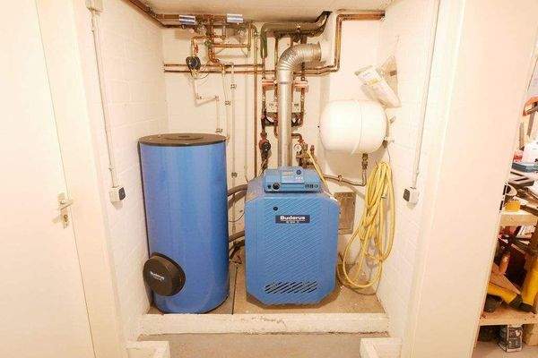 Gemeinschafts-Heizungskeller