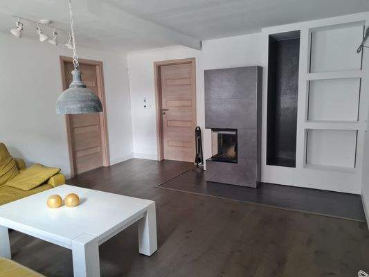 Obergeschoss 1 Wohnzimmer Foto 1.jpg