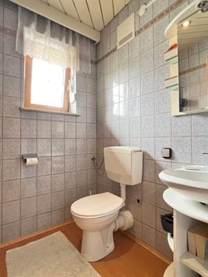 Gäste WC OG