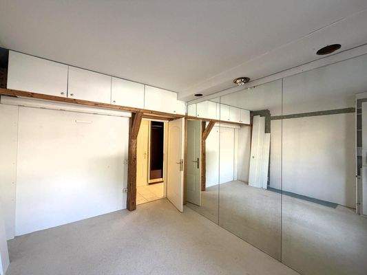 Schlafzimmer 2 von 2