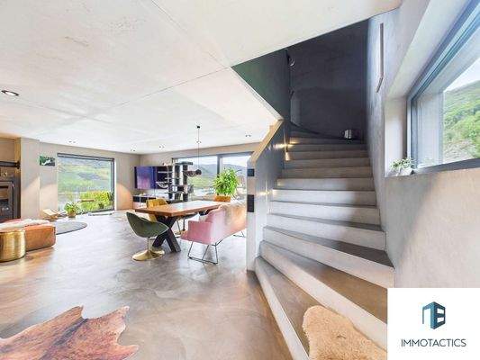 Essbereich/Treppenaufgang OG 