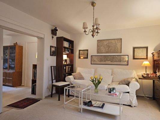 Zimmer 1 im EG, Ansicht I