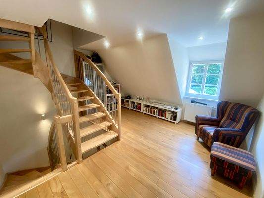 Dachgeschoß mit Aufgang zum Spitzboden