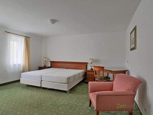 Blick ins große Schlafzimmer