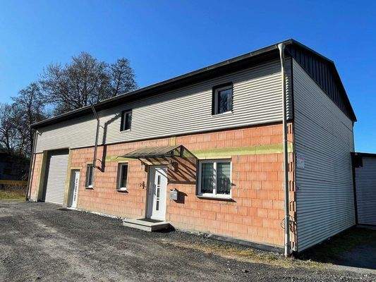 Vorderansicht Wohnbereich / Verputzen machbar