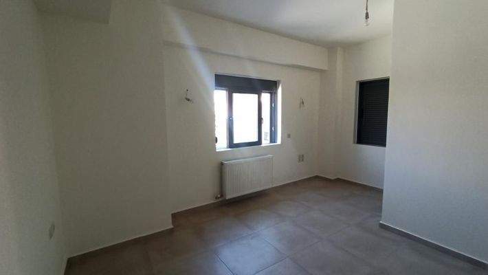 Kreta, Vlites: Modernes Apartment in der Nähe des Zentrums von Chania zu verkaufen