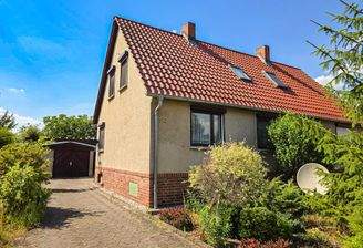 Haus Vorderansicht