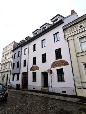 STLA62 01 Straßenansicht.jpg