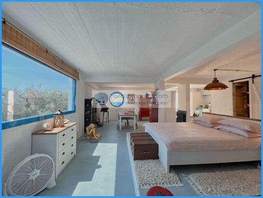 d262600e3b5446f8a9be225d487bfad9-original