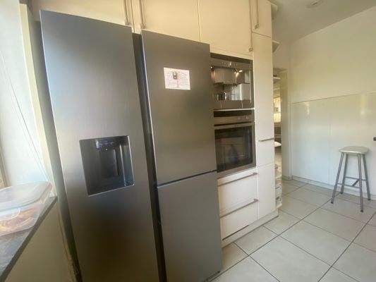 Elektrogeräte Einbauküche.JPG