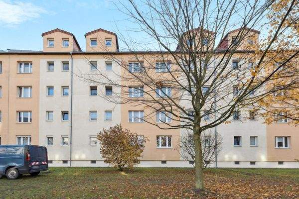 Rückansicht Gebäude