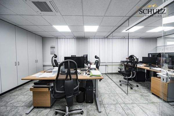 Führungsetage mit klarer Struktur und Prestige