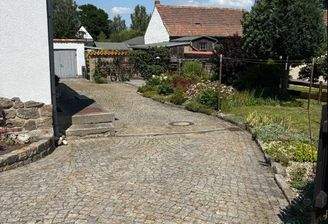 Grundstückszufahrt