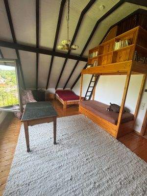 Aufentahltsraum DG Blick in den Raum