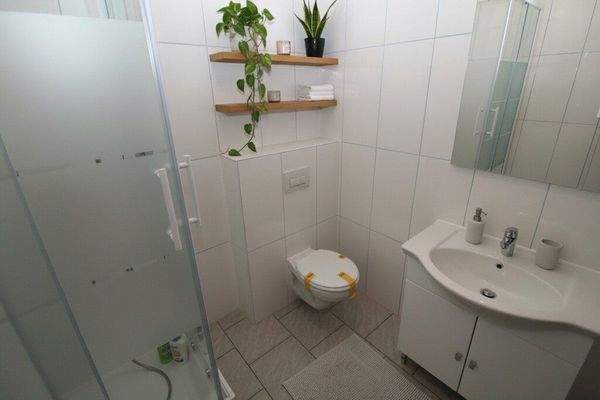 Badezimmer: KI generierte Einrichtung