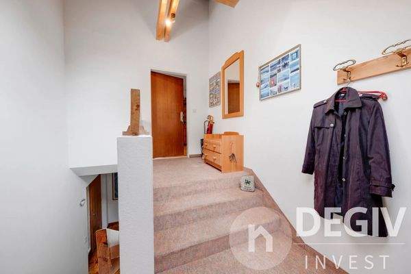 Aufgang Zum Obergesc