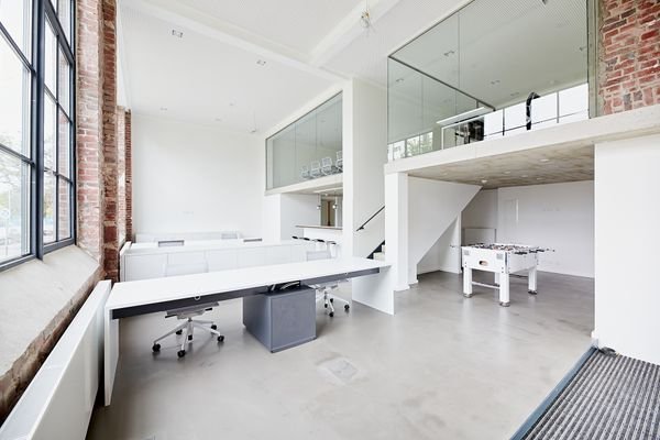 mies-van-der-rohe-E50-001-lo