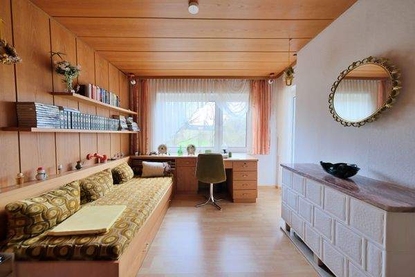 Arbeits-/Kinderzimmer