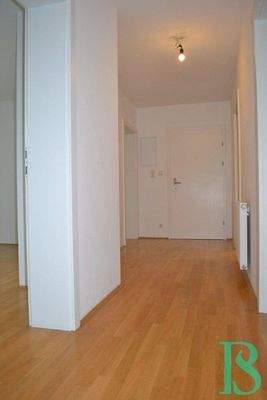 Vorraum/Blick Eingang