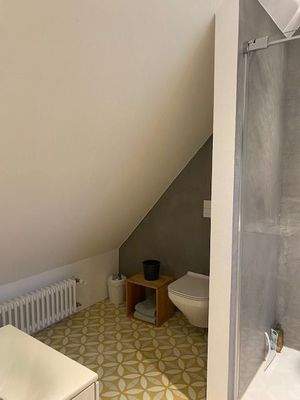 2. OG - blickgeschütztes WC