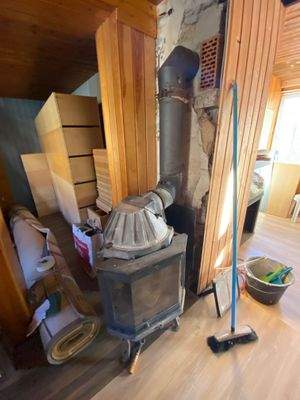 Kaminofen im Kaminzimmer.jpg