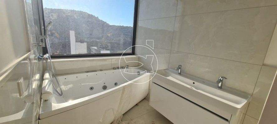 602810-detached-villa-for-sale-in-agios-tychonas_full.jpg