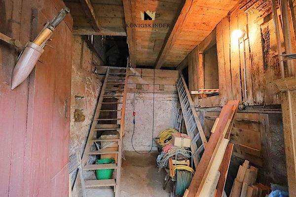 ...und die Scheune...