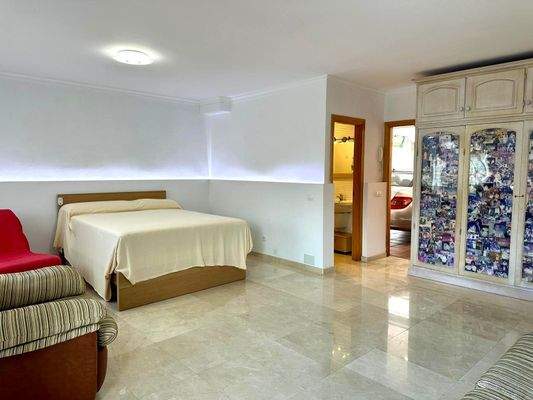 WhatsApp Image 2024-10-30 at 21.43.19 (1).jpeg