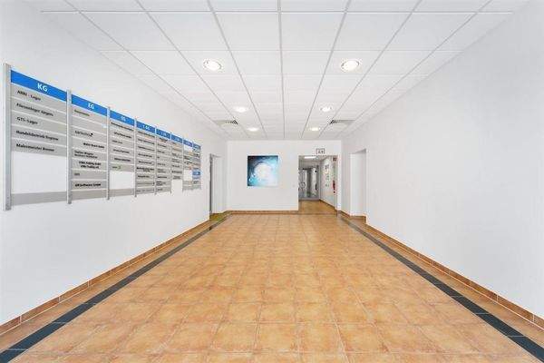 Ernst-Augustin-Str_12-15