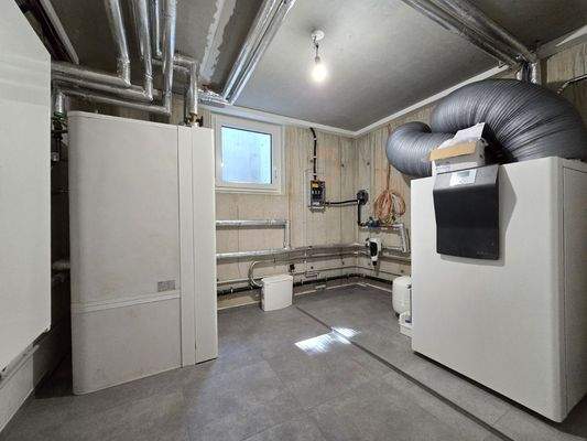 Heizungskeller Gemeinschaft