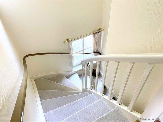 Treppe aus dem Obergeschoss