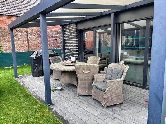 Überdachte Terrasse