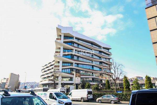Ready-to-Move Flats on the Main Street in İstanbul Beyoğlu