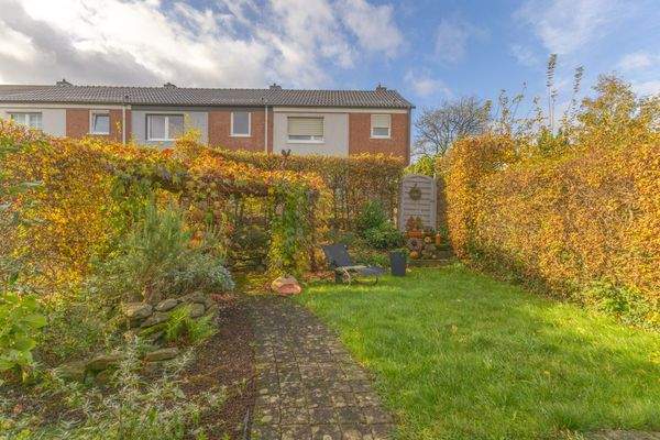 Haus & Gartenansicht