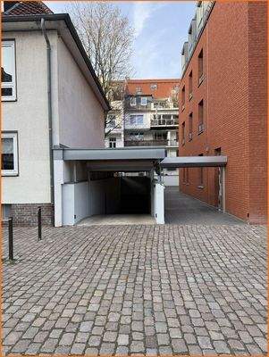 Einfahrt Tiefgarage / Hof