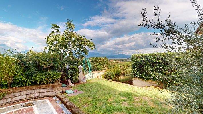 MT-002-195-Villa-singola-vista-lago-Polpenazze-del