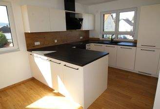 Hochwertige Einbauküche inkl. Elektrogeräten