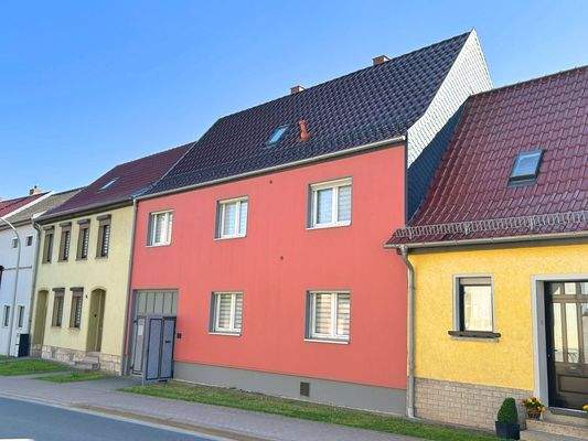 Hausansicht straßenseitig