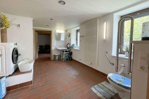 behindertengerechtes Bad (EG)