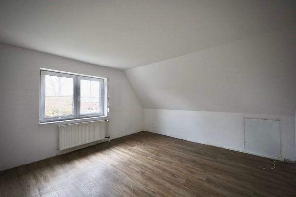 Haupthaus Schlafzimmer I