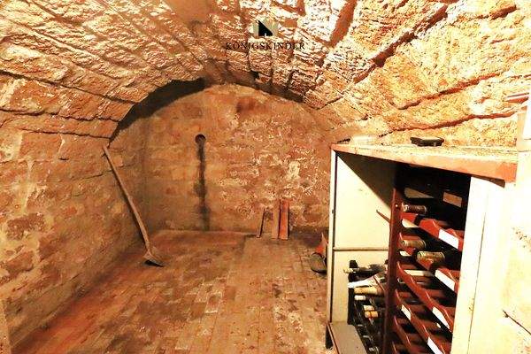 Und darunter: das Gewölbe für alles, was gut schmeckt...