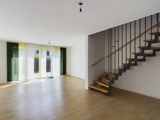 Wohn- &amp; Essbereich EG