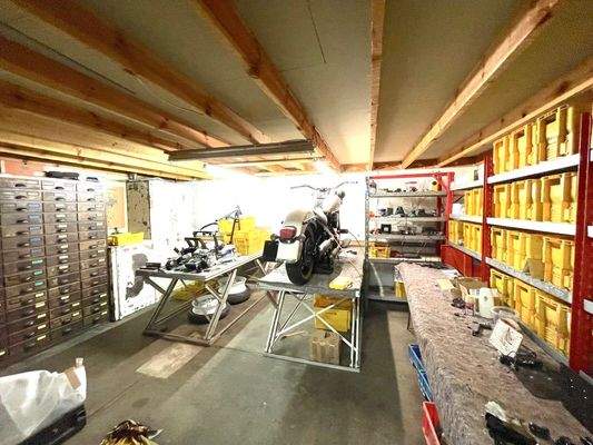 2. Motorradwerkstatt