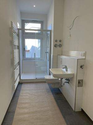 Badezimmer Dusche.jpg