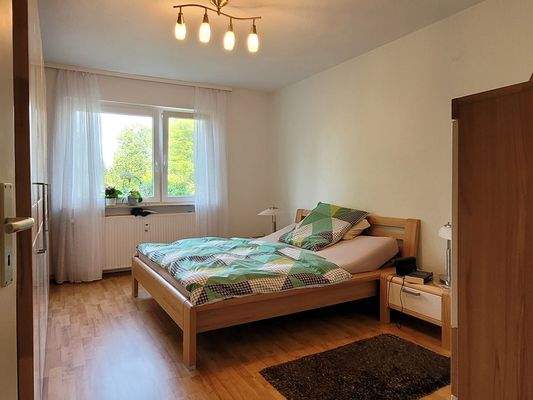 Schlafzimmer 1. OG rechts